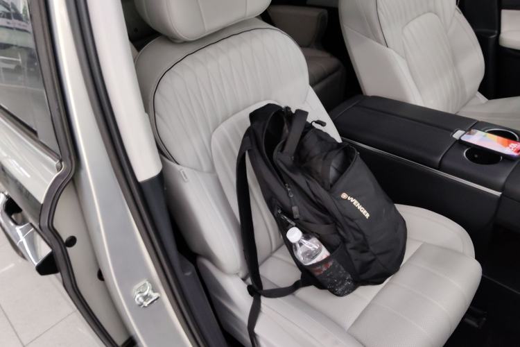 Used VOYAH Dream 2025 PHEV Four-Wheel-Drive Flagship Version – Qiankun Edition