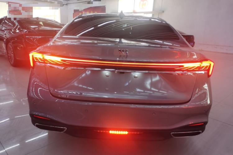 Used Buick LaCrosse 2025 28T Platinum Edition
