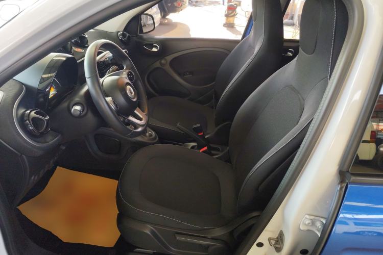 Used smart forfour 2018 1.0L 52kW Passion Edition
