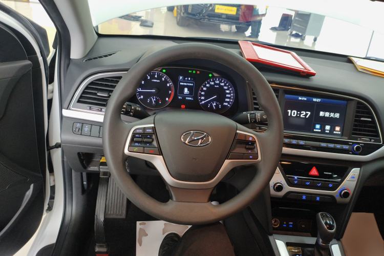 Used Hyundai Elantra (6th Generation / Lingdong) 2016 1.6L Automatic ZhiXuan – Elite Version Steering Wheel
