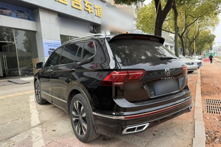 Used Volkswagen Tiguan L 2022 330TSI Automatic Two-Wheel Drive R-Line Enhanced Edition
