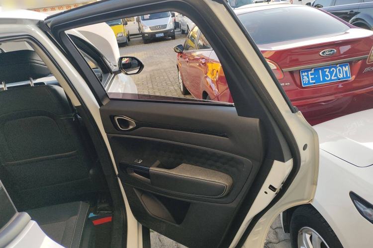 Used Baojun RM-5 2019 1.5T Manual Elite Version with 24-Hour Online Service 7 Seats
