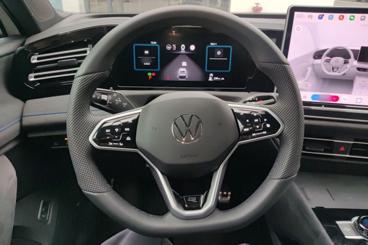 Used Volkswagen Tiguan L 2025 PRO 380TSI Four-Wheel Drive R-Line Prestige Edition