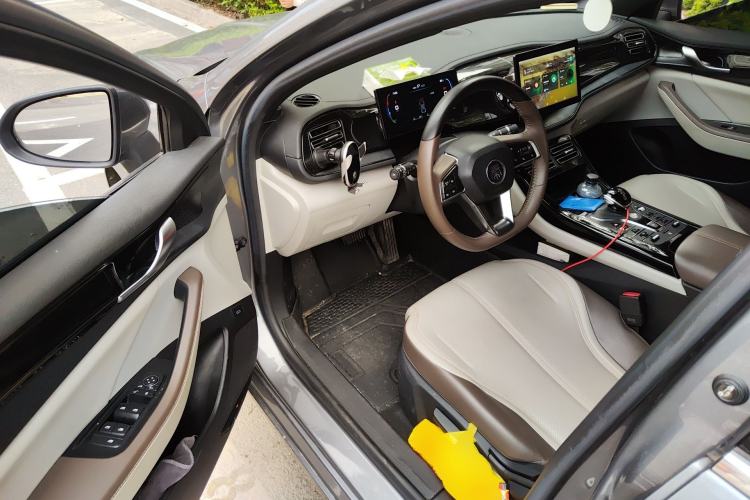 Used BYD Qin PLUS 2023 Champion Edition DM-i 55KM Leading Model
