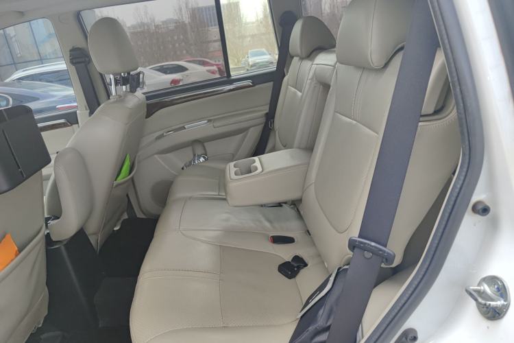 Used Mitsubishi Pajero Sport 2013 3.0L Automatic 4x4 Flagship Edition Left Rear Seat