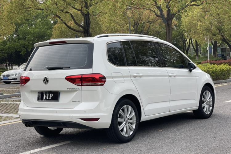 Used Volkswagen Touran 2021 Touran L 280TSI DSG Comfort Edition 7 Seats Exterior 3
