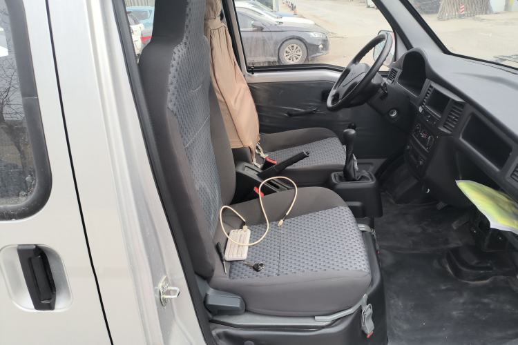 Used Wuling Zhiguang 2023 1.5L Practical Version 5/7 Seats