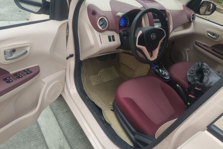 Used CHANGAN OSHAN Benni E-Star 2021 National Edition Colorful Version Lithium Iron Phosphate (31.86 kWh) Driver Seat