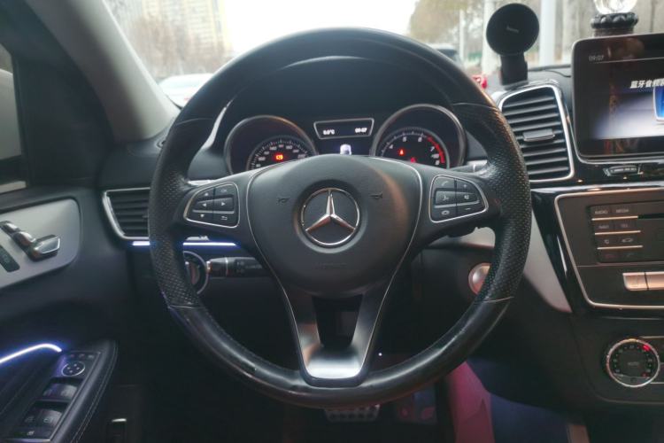 Used Mercedes-Benz GLE Coupe 2018 GLE 320 4MATIC Coupe SUV