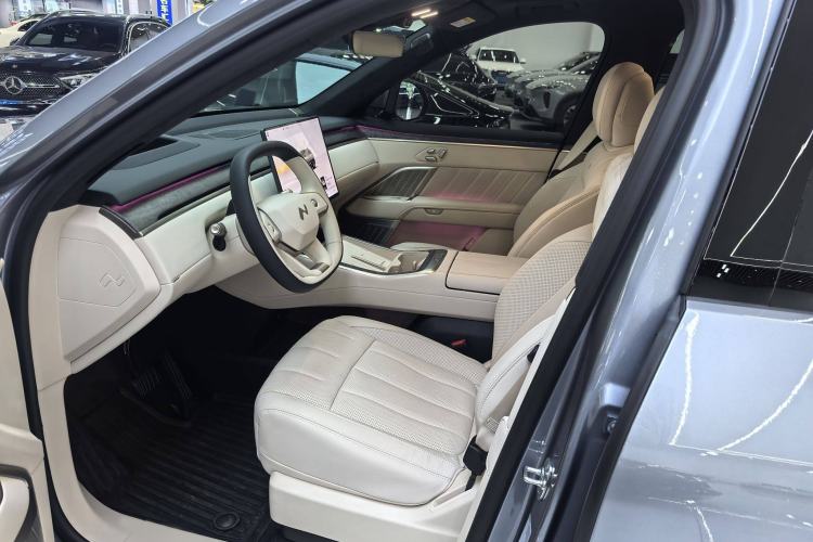 Used ONVO Luxeed L90 2025 Model—Ultra Six-Seater Version