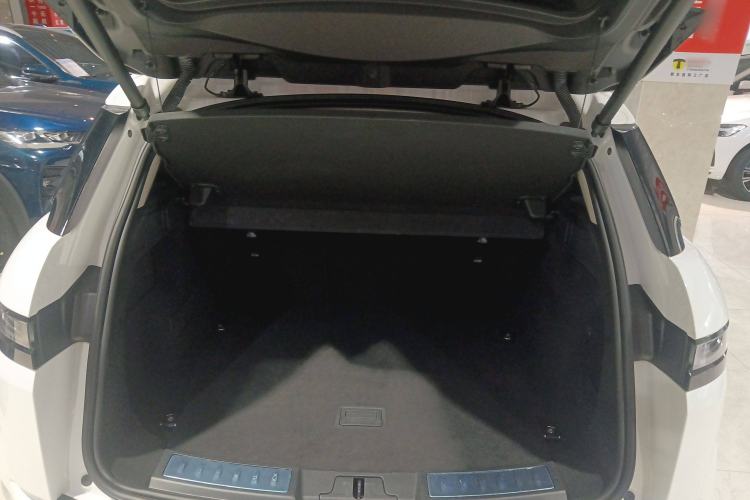 Used Land Rover Range Evoque 2021 Range Rover Velar 249 PS R-Dynamic S Performance Edition
