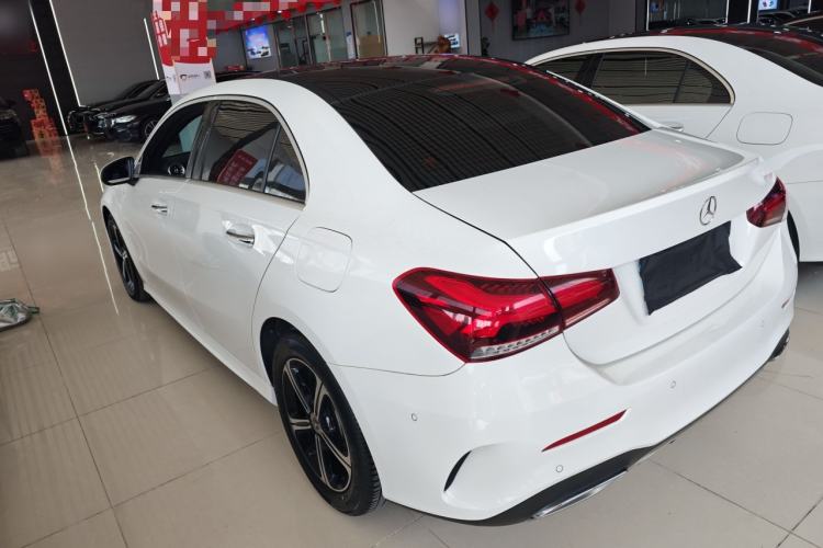 Used Mercedes-Benz A-Class 2022 Second Facelift A 200 L Sport Sedan Fashion Version