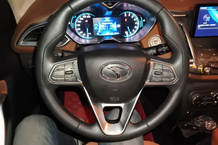 Used Soueast DX7 2017 1.5T Automatic Glory Edition
