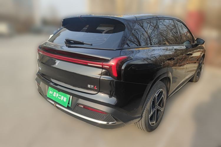 Used NETA L 2024 Extended-Range 310 Flash-Charge Red Edition
