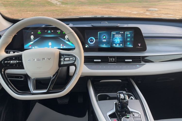 Used Chery Tiggo 7 PLUS New Energy 2023 1.5T Zhiyuan Trim
