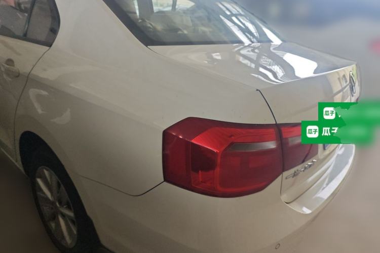 Used Volkswagen Jetta 2015 1.6L Manual Comfort Model
