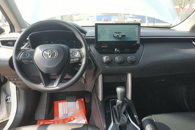 Used Toyota Corolla Cross 2023 2.0L Pioneer Edition Center Console