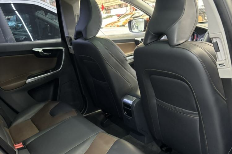 Used Volvo XC60 2015 T5 AWD Smart Drive Edition