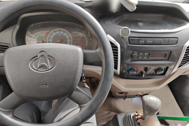 Used CHANGAN KUAYUE V5 2013 1.5L Standard Version DAM15R Center Console