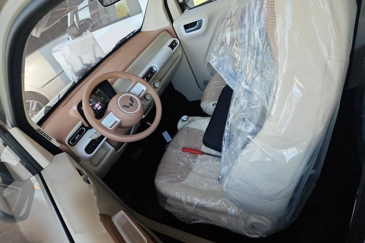 Used Wuling Hongguang MINIEV 2024 3rd Generation 215km Youth Edition