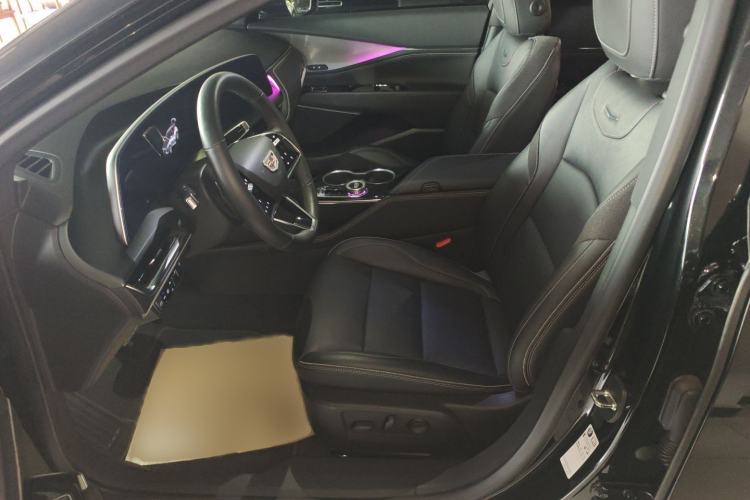 Used Cadillac GT4 2023 25T Luxury Model