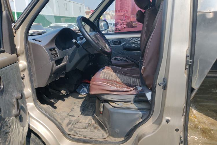 Used Wuling Rongguang 2019 1.5L Extended-Body Van Base Model with 2 Seats Left Front Seat