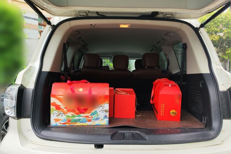 Used Nissan Patrol 2018 4.0L LinkedIn Edition Trunk