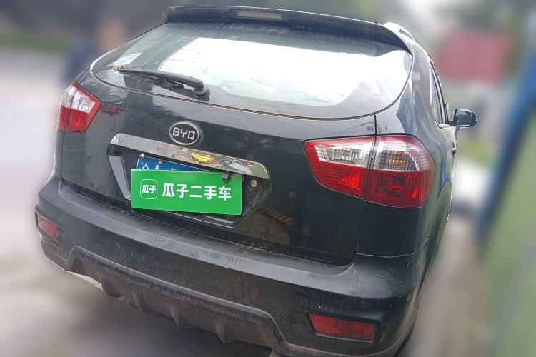 Used BYD S6 2013 Platinum Edition 2.0L Manual Luxury Model
