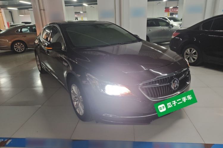 Used Buick LaCrosse 2016 20T Leading Model Front Right 45 Deg