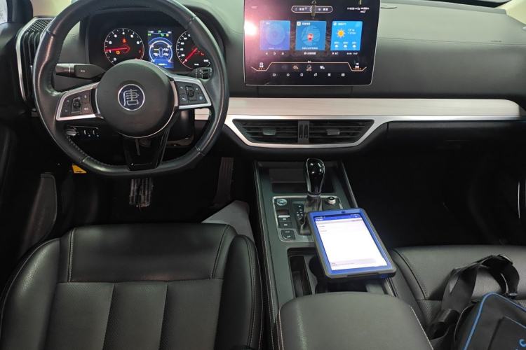 Used BYD Tang 2018 2.0T Automatic Smart Connect Prestige 7-Seater China V Standard