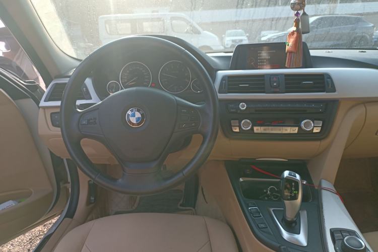 Used BMW 3 Series 2014 320Li Fashion Model