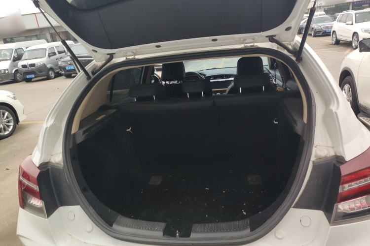 Used Geely Auto Vision S1 2018 1.4T CVT FENGXING Model Trunk