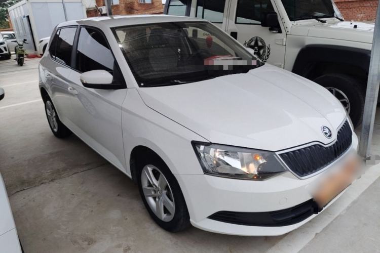 Used Skoda Fabia 2016 1.4L Automatic Car Enjoy Edition