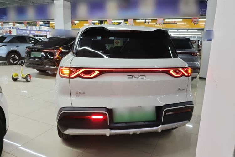 Used BYD Yuan UP 2025 Model 301KM Leading Version
