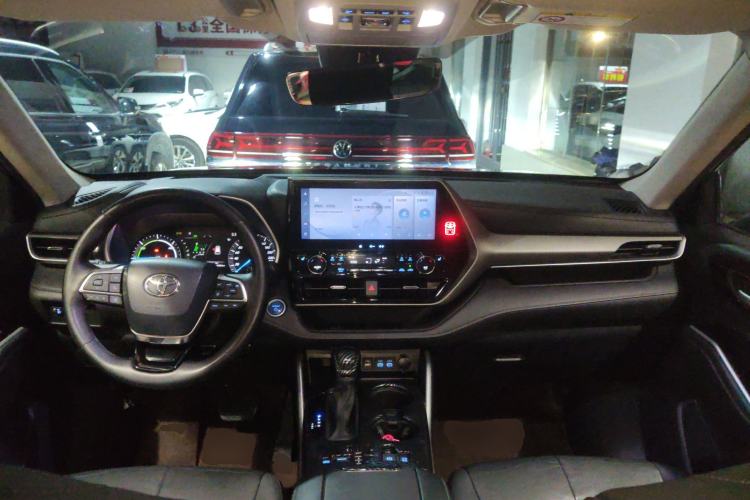 Used Toyota Highlander 2022 Dual-Engine 2.5L Four-Wheel Drive Prestige Version 7 Seats
