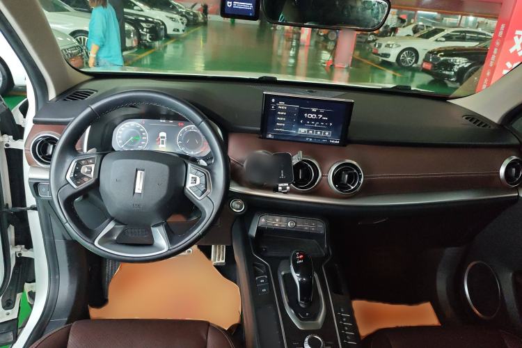 Used Wey VV6 2019 2.0T Two-Wheel-Drive Ultra-Luxury Version China VI Standard