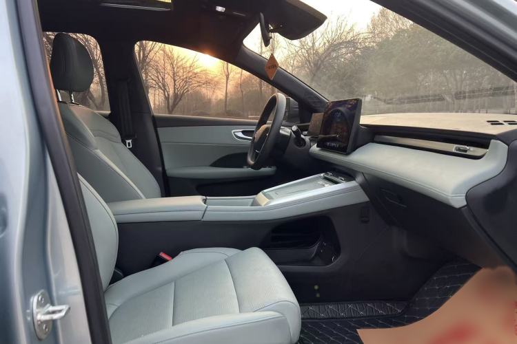 Used Roewe D6 2025 520km Smart Enjoyment Version