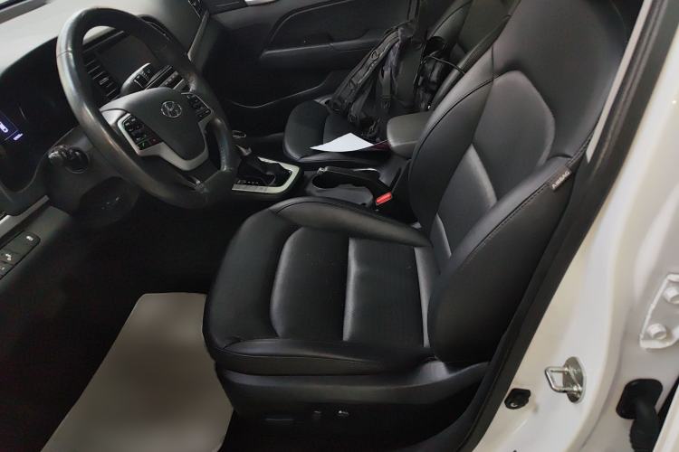 Used Hyundai Elantra (6th Generation / Lingdong) 2016 1.6L Automatic ZhiXuan · Luxury Version Left Front Seat