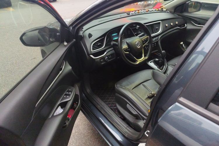 Used Buick GT 2019 18T Automatic Connected Elite Model China VI Standard Driver Seat