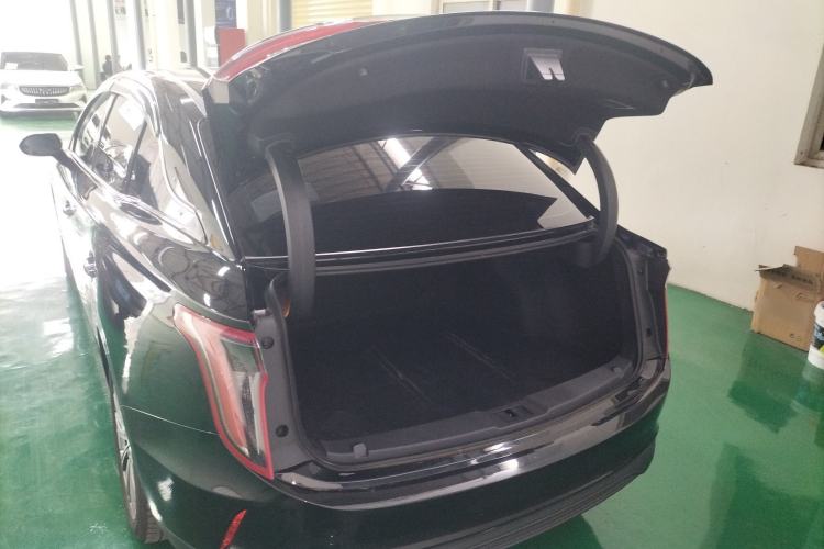 Used Hongqi E-QM5 2022 431 km Charge & Enjoy Edition Trunk