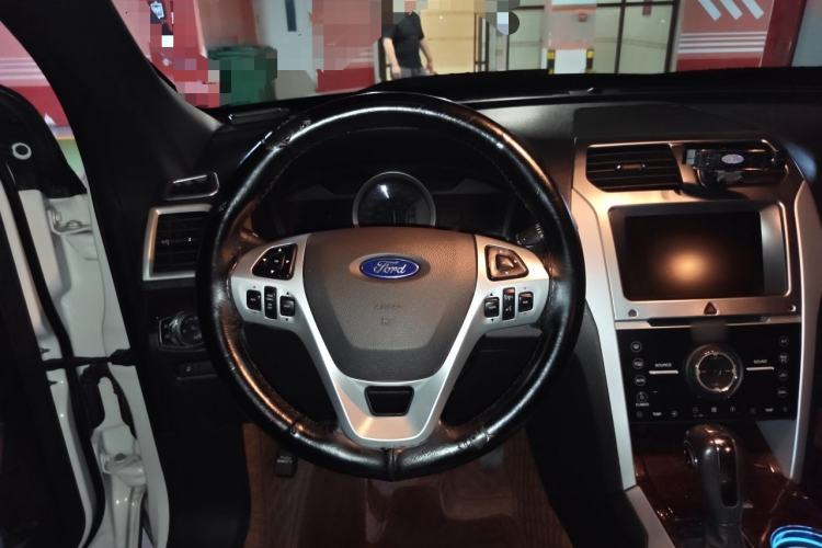 Used Ford Explorer 2013 3.5L Deluxe Model