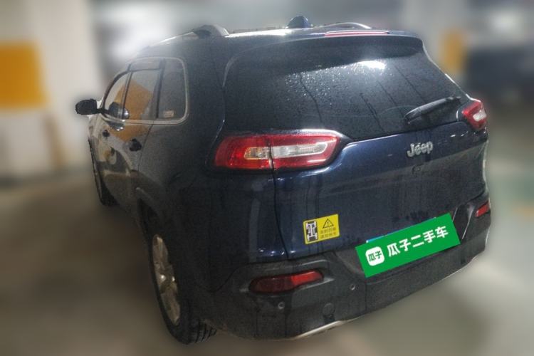 Used Jeep Cherokee 2016 2.4L Superior Edition