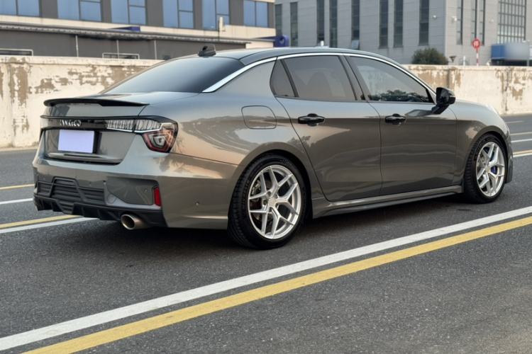 Used Lynk & Co 03 2022 2.0TD DCT JingPro
