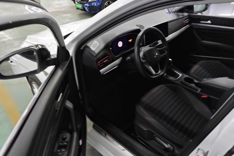 Used Volkswagen Lavida 2023 300TSI DSG Starry Full-Comfort Edition Driver Seat