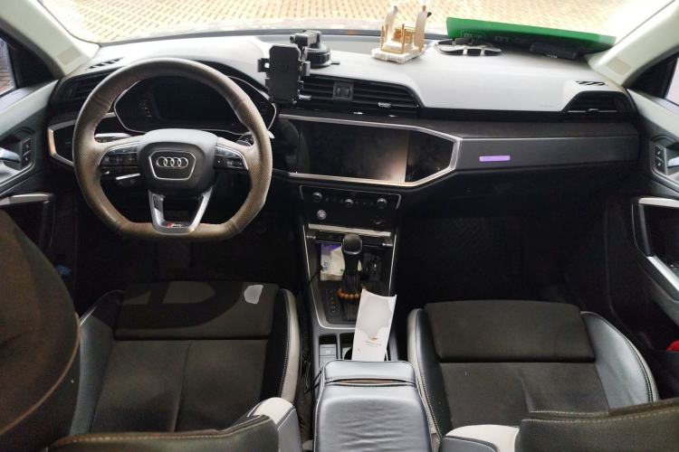 Used Audi Q3 2019 40 TFSI Fashion Dynamic Model