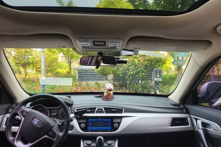 Used Geely Auto Emgrand X7 Sport 2016 1.8TD Automatic ZhiShang Model