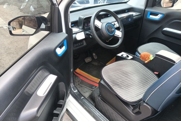 Used Wuling Hongguang MINIEV 2022 GAMEBOY 300km Enthusiast Model with Lithium Iron Phosphate
