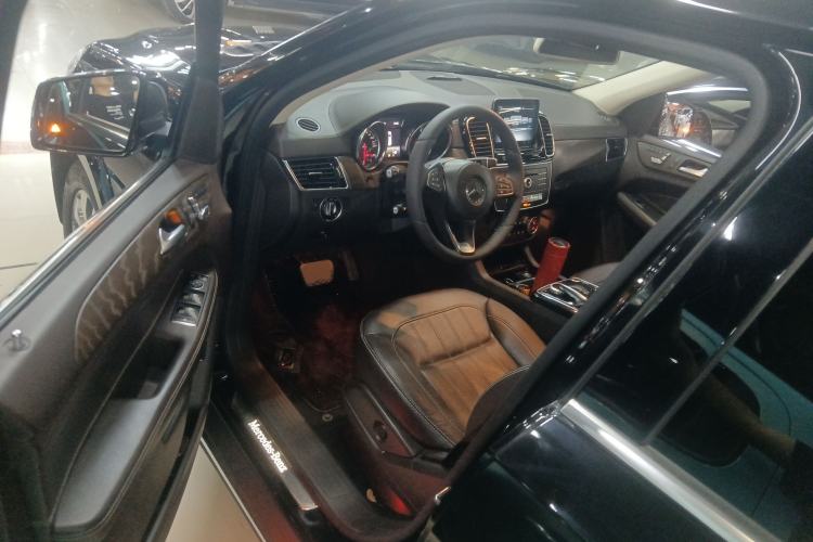 Used Mercedes-Benz GLS 2018 Refreshed GLS 400 4MATIC Dynamic Edition Driver Seat