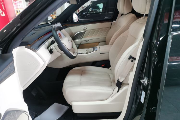 Used ONVO Luxeed L90 2025 Model—Ultra Six-Seater Version