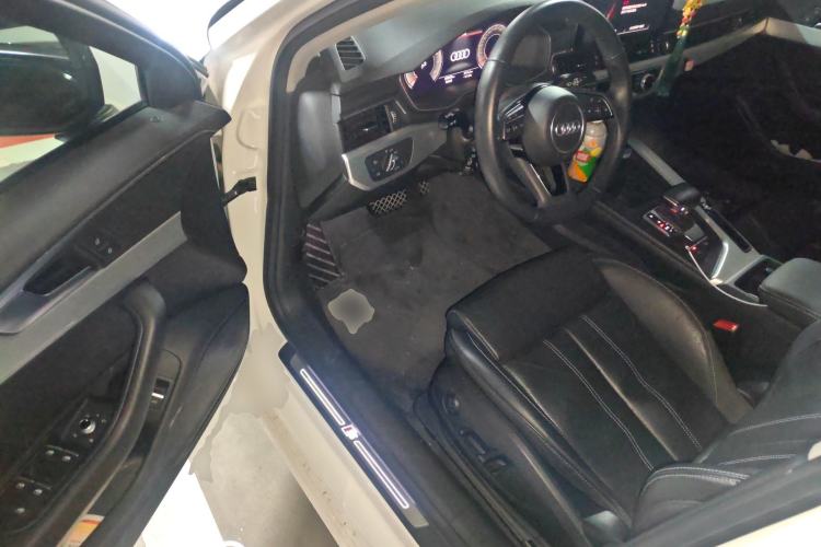 Used Audi A4L 2022 40 TFSI Fashion Dynamic Model
